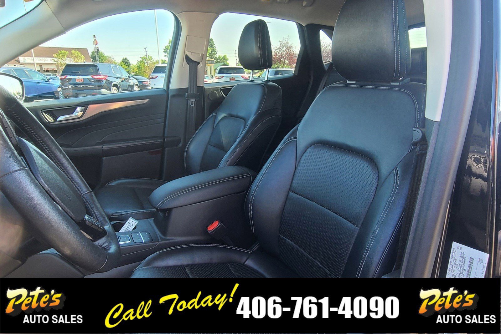Used 2021 Ford Escape Titanium AWD/4WD image 21