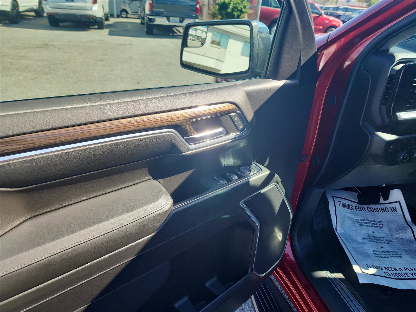 Used 2024 Chevrolet Silverado 1500 LT image 17