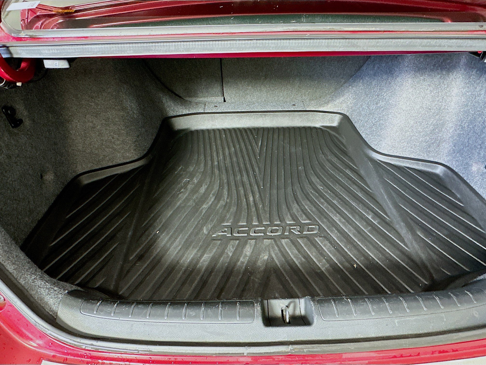 Used 2018 Honda Accord Touring image 28