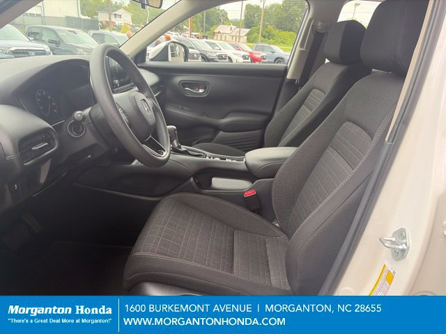 Used 2025 Honda HR-V LX image 12
