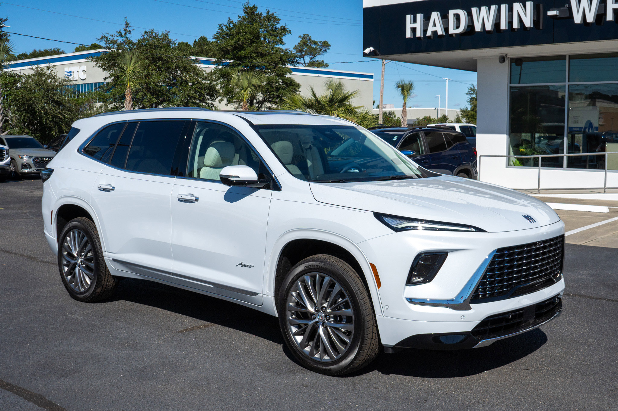 New 2026 Buick Enclave Avenir w/ Super Cruise Package