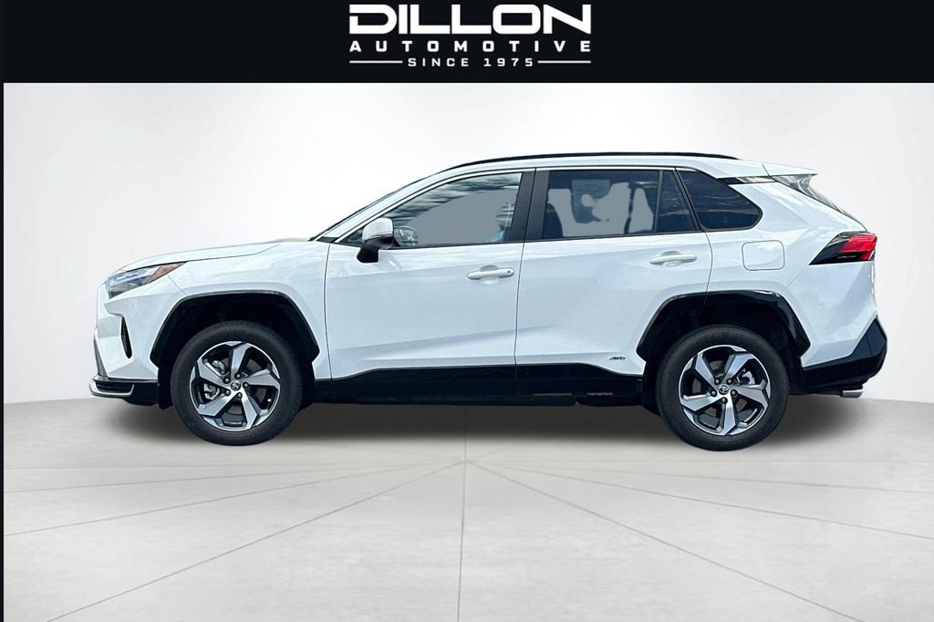 Used 2025 Toyota RAV4 SE AWD/4WD image 7