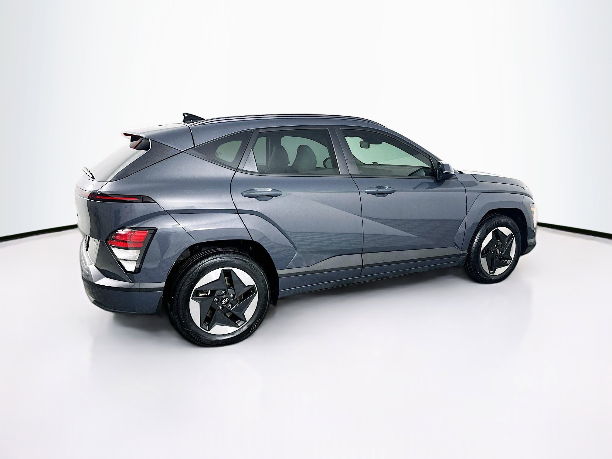 Used 2024 Hyundai Kona SEL FWD image 10