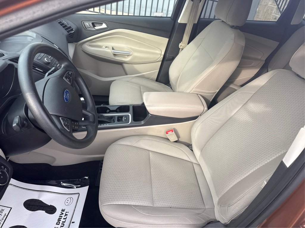 Used 2017 Ford Escape SE w/ SE Cold Weather Package image 11