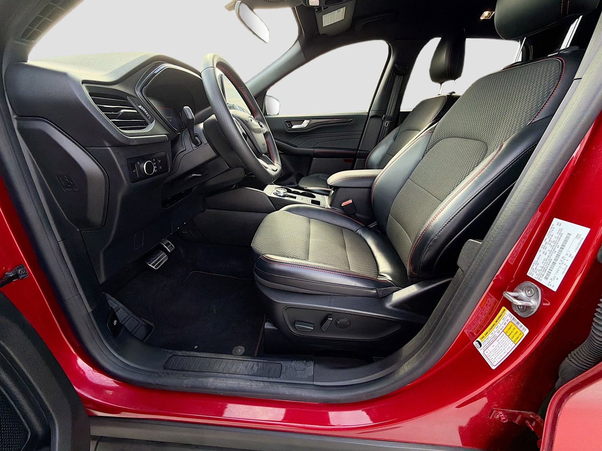 Used 2023 Ford Escape ST-Line w/ Tech Pack #1 image 24