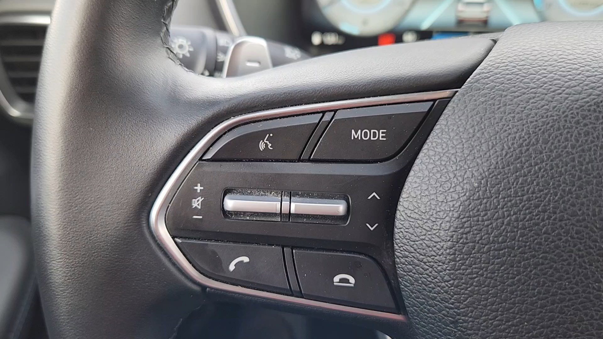 Used 2023 Hyundai Santa Fe Limited image 13