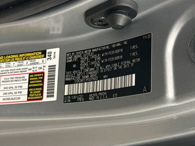 Used 2023 Toyota Sienna XSE image 34