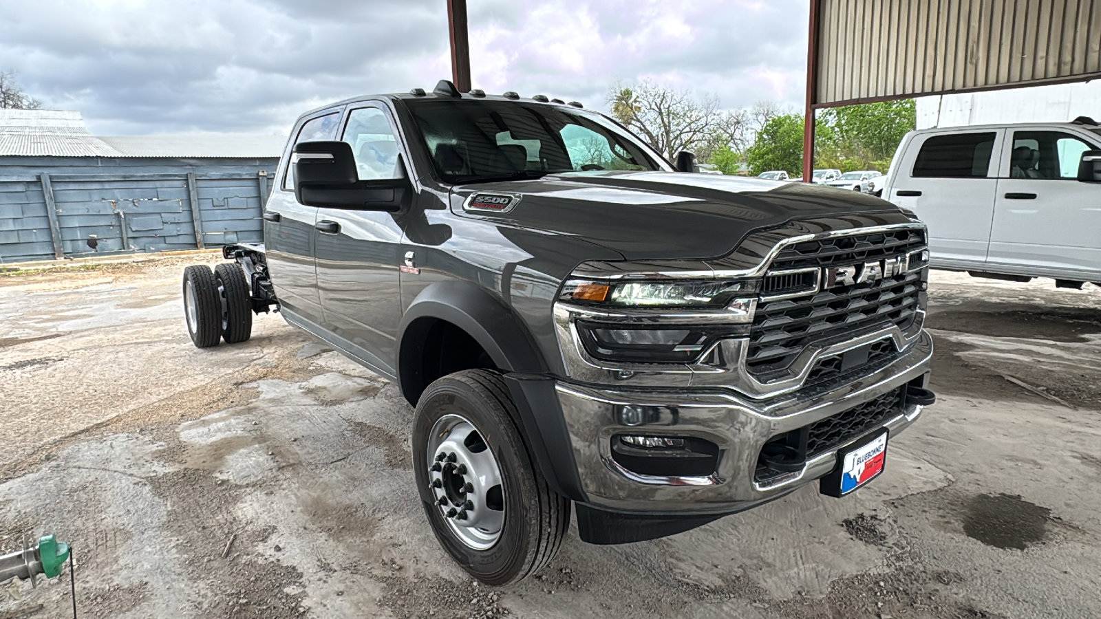 New 2026 RAM 5500 Tradesman w/ Chrome Appearance Group image 3