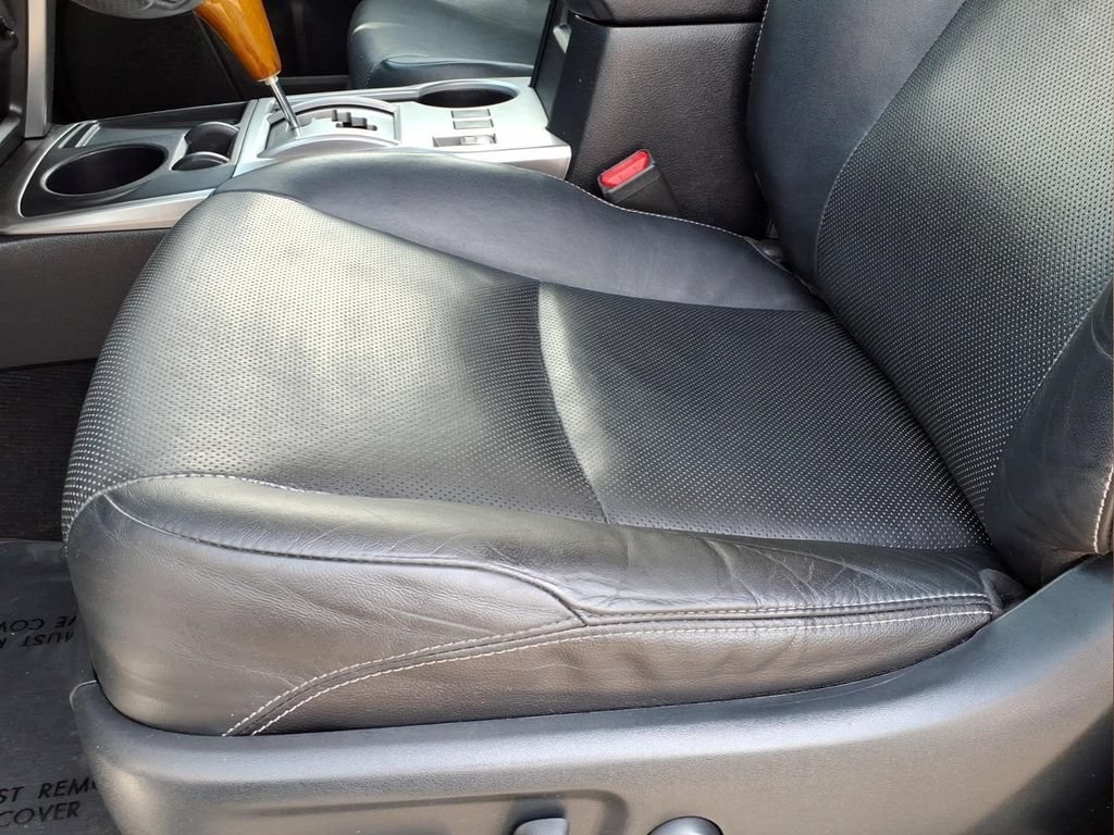 Used 2018 Toyota 4Runner Limited RWD image 18