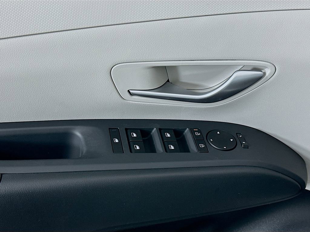 New 2026 Hyundai Tucson SEL image 19