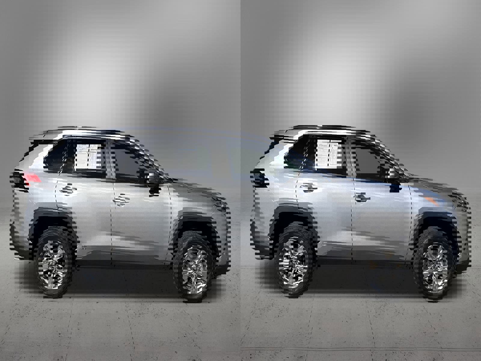 Used 2024 Toyota RAV4 XLE image 5