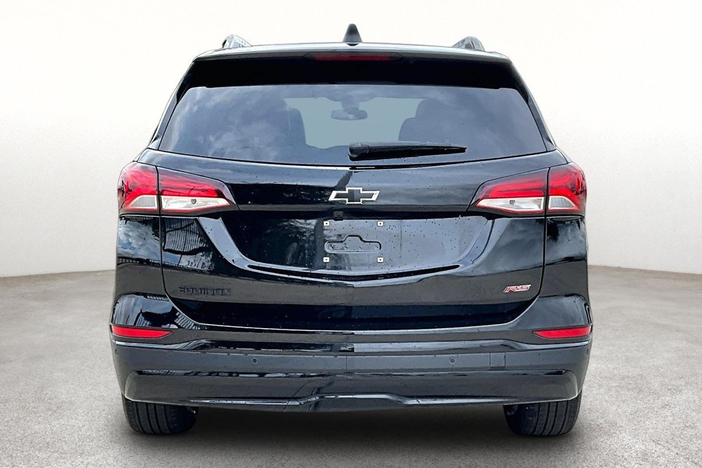 Used 2024 Chevrolet Equinox RS w/ LPO, Floor Liner Package FWD image 3