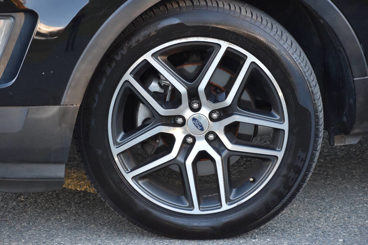 Used 2016 Ford Explorer Sport w/ Equipment Group 401A image 36