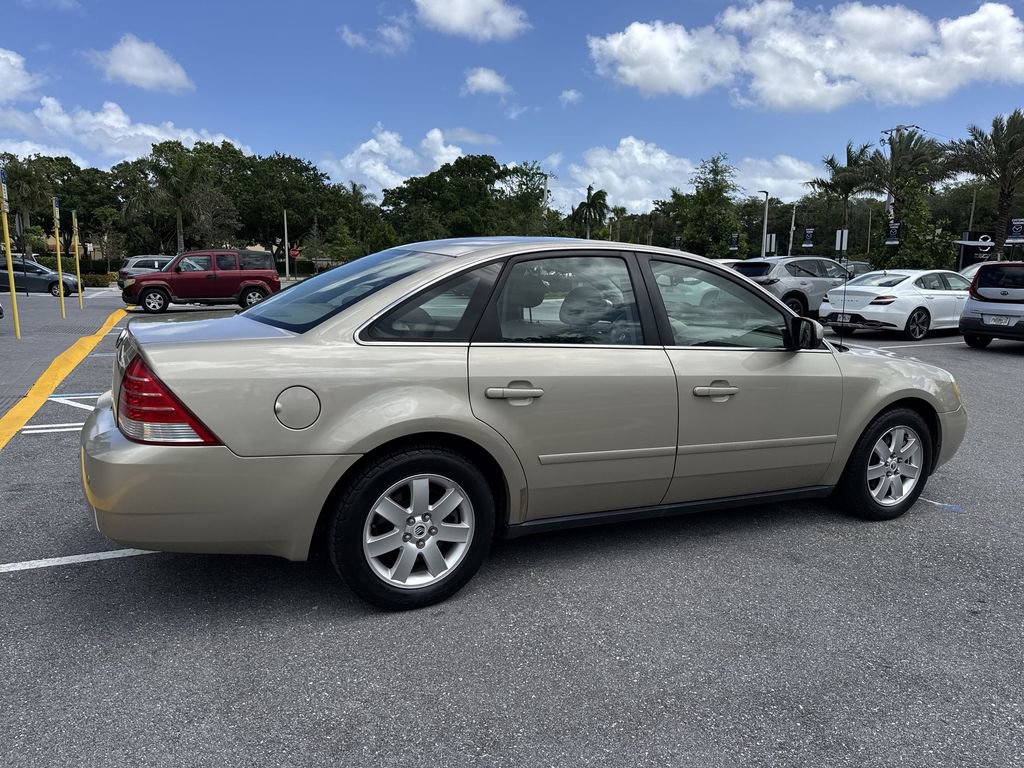 Used 2006 Mercury Montego Luxury image 4