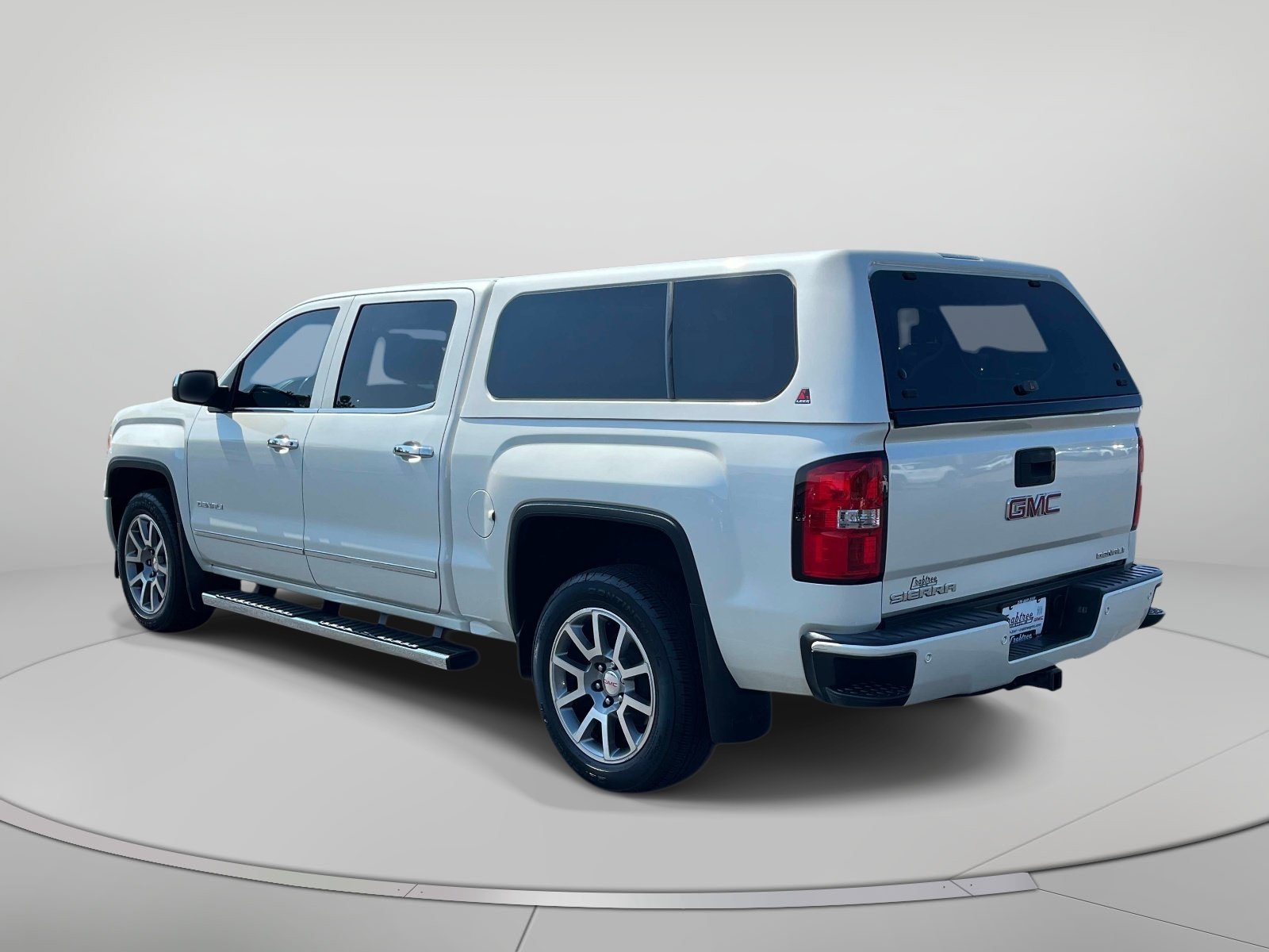 Used 2015 GMC Sierra 1500 Denali AWD/4WD image 6