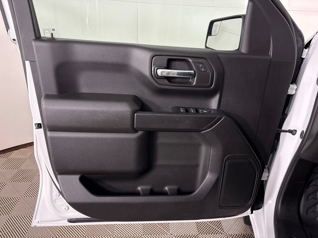 Used 2024 GMC Sierra 1500 Pro w/ Pro Value Package AWD/4WD image 16