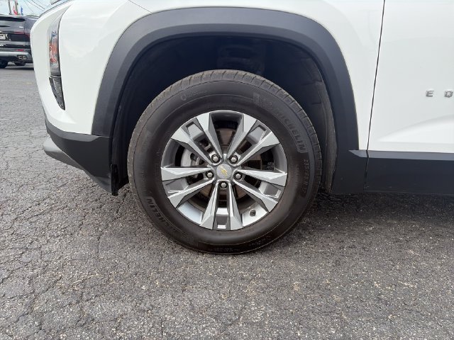Used 2025 Chevrolet Equinox LT AWD/4WD image 26