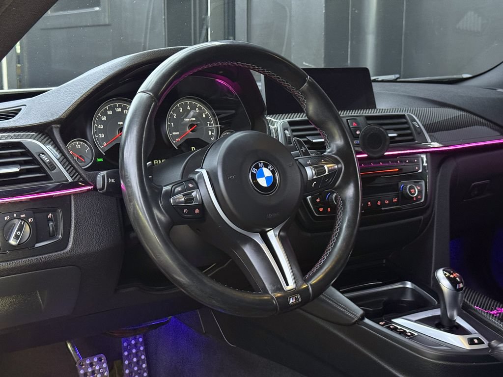 Used 2017 BMW M4 Coupe RWD image 14