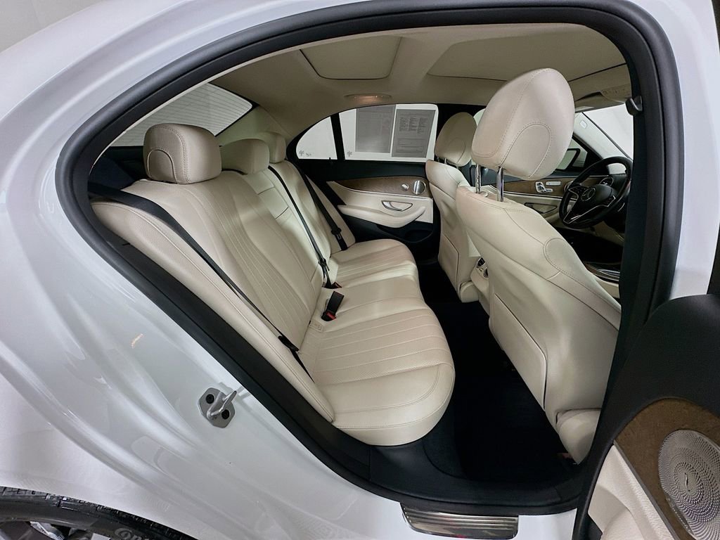 Used 2021 Mercedes-Benz E 350 4MATIC Sedan image 36