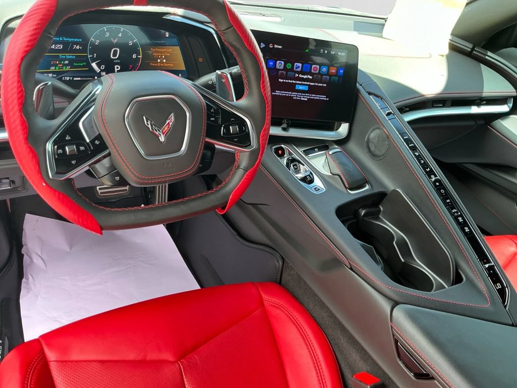 Used 2025 Chevrolet Corvette Stingray Coupe w/ 1LT RWD image 10