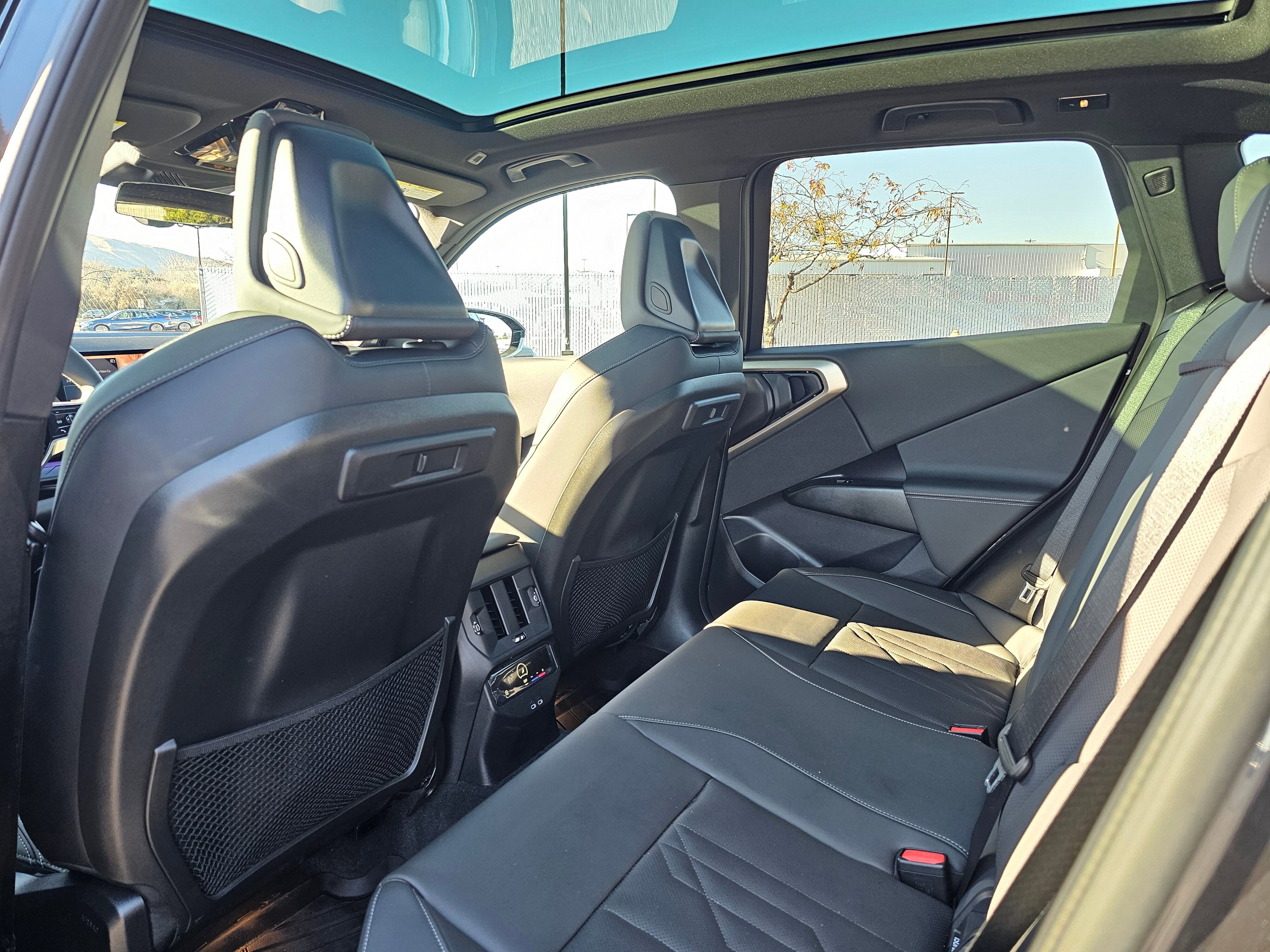 Used 2025 BMW X3 xDrive30i w/ Convenience Package image 12