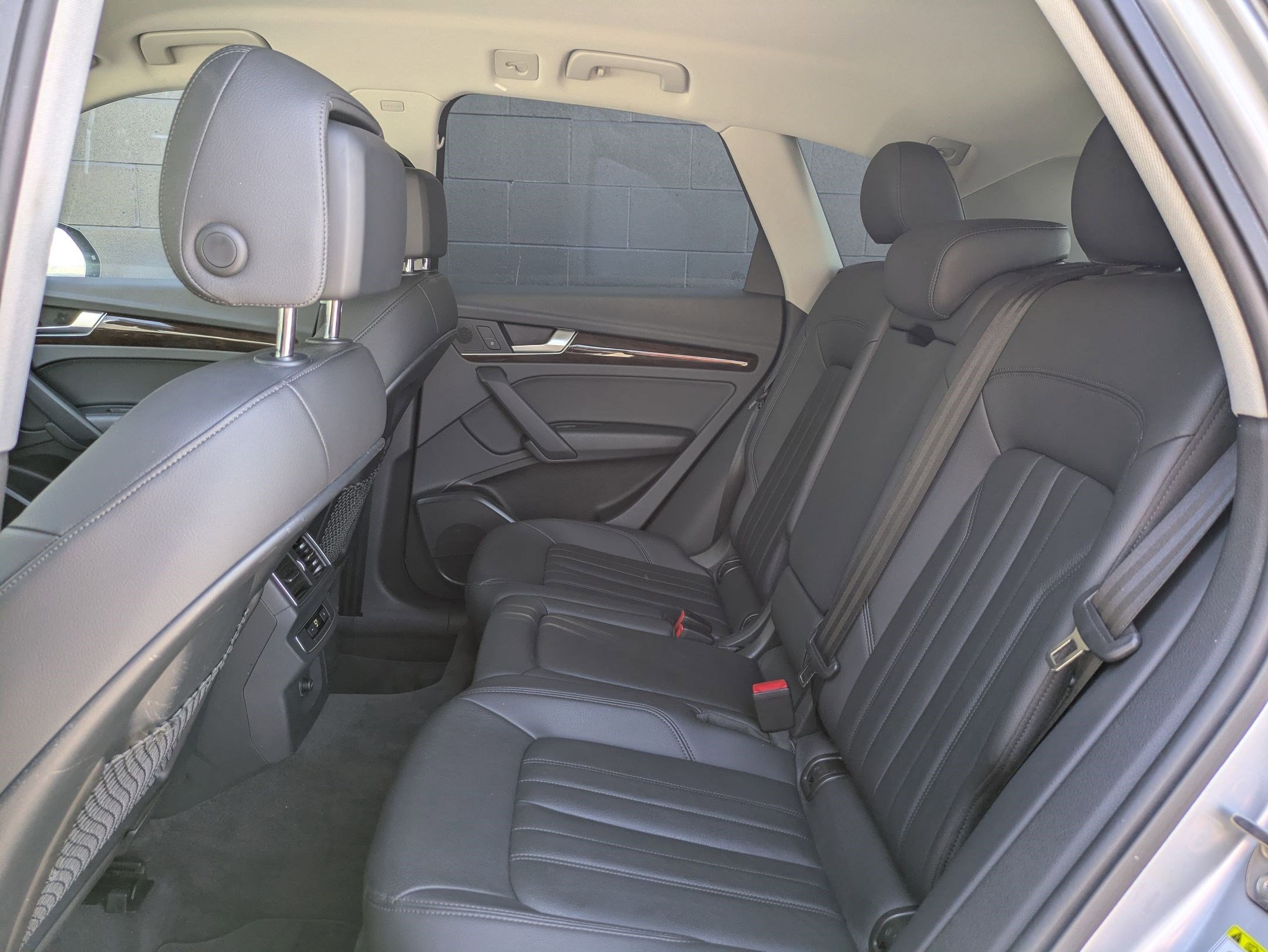 Used 2019 Audi Q5 2.0T Premium w/ Convenience Package AWD/4WD image 23