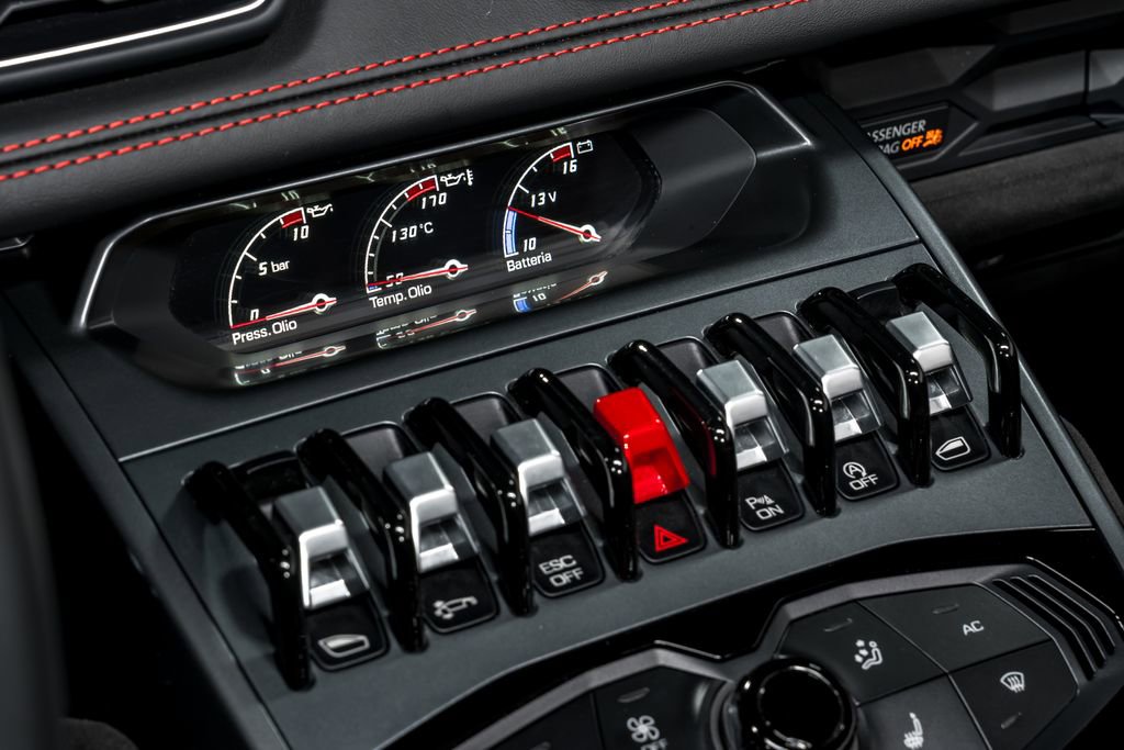 Used 2019 Lamborghini Huracan LP 580-2 image 24