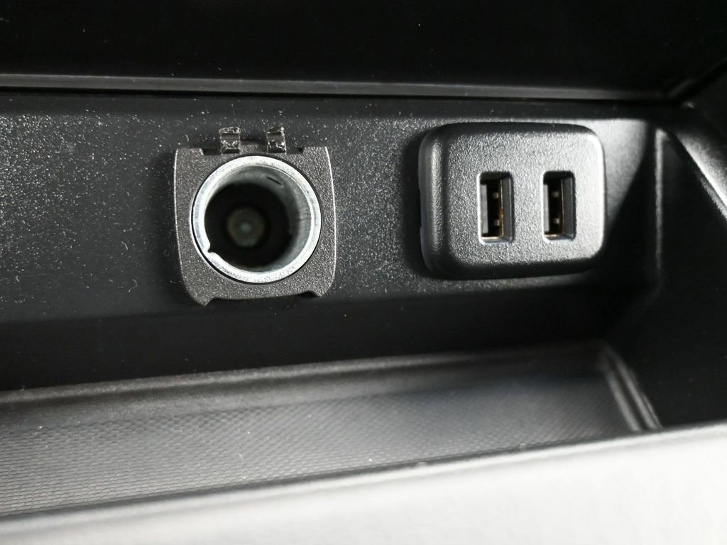 Used 2020 GMC Yukon XL Denali image 15