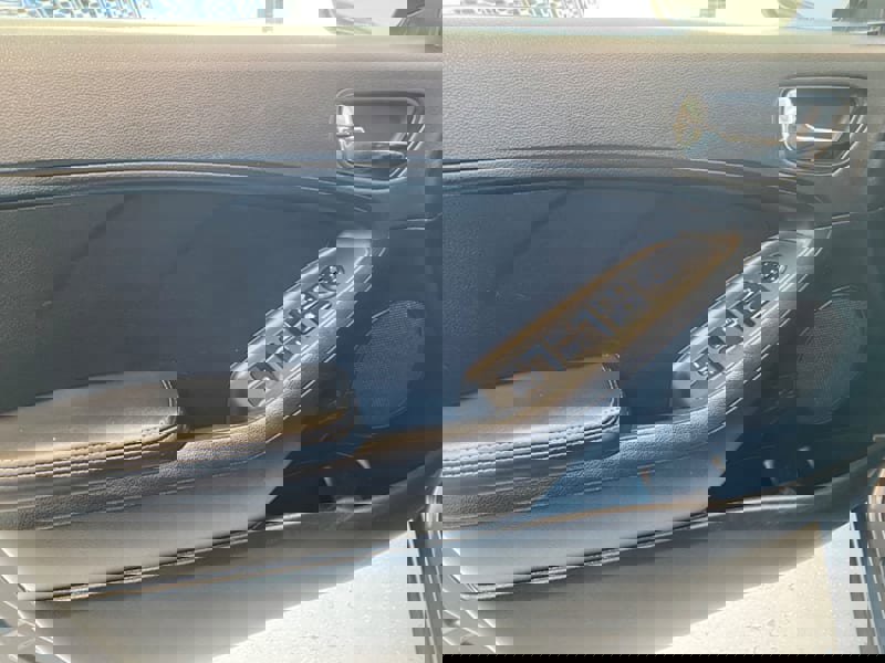 Used 2016 Kia Forte LX image 18