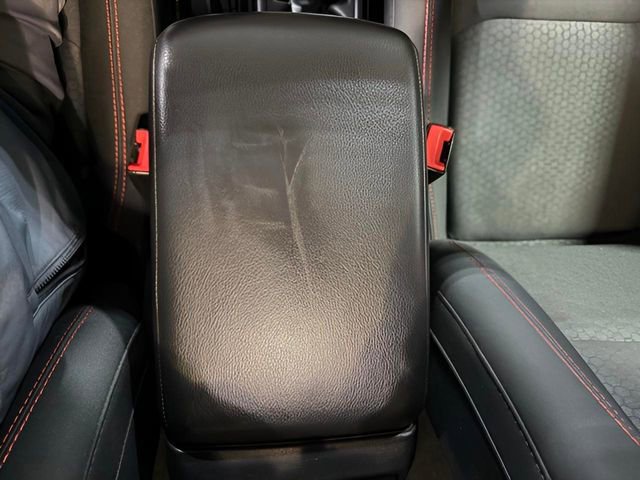 Used 2019 Jeep Wrangler Rubicon w/ Uconnect 4C Nav & Sound Group image 26