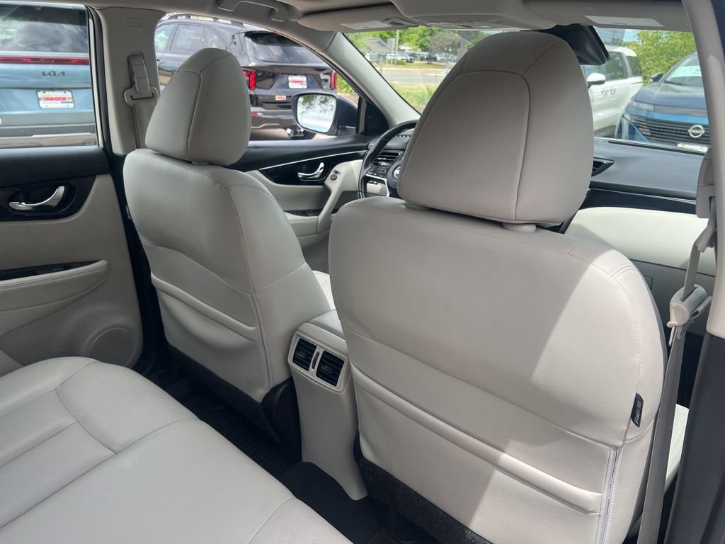 Used 2018 Nissan Rogue Sport SL w/ SL Premium Package AWD/4WD image 15
