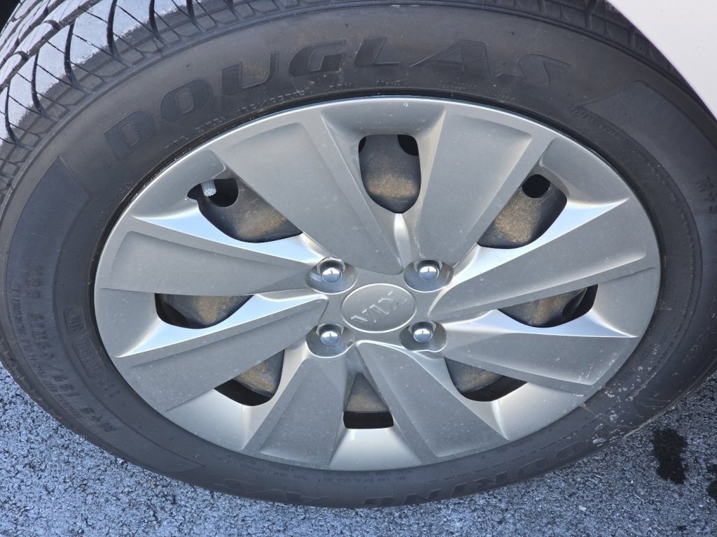 Used 2020 Kia Rio LX image 32