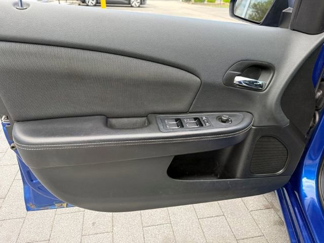 Used 2014 Dodge Avenger SE w/ Rallye Appearance Group image 9