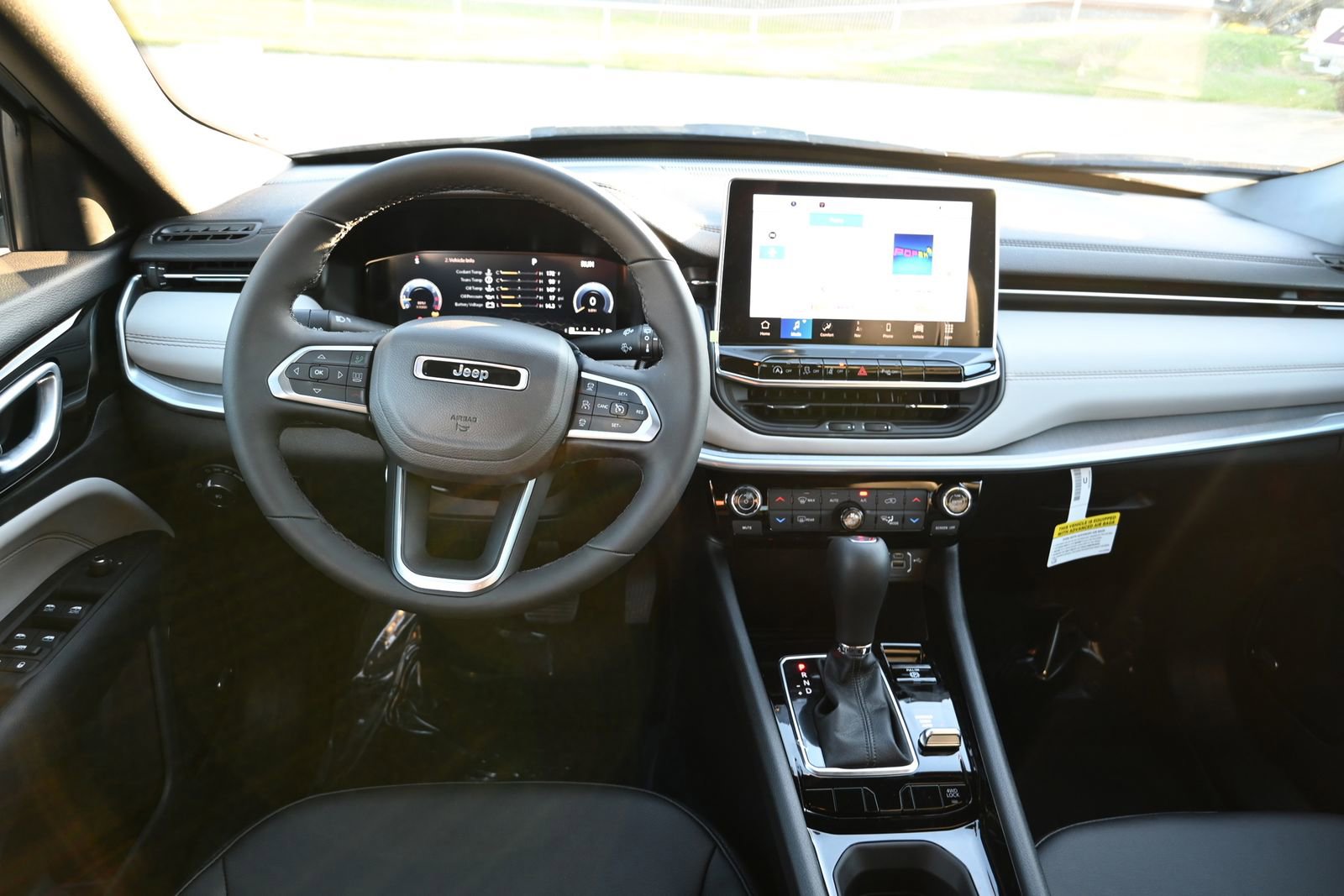 New 2026 Jeep Compass Limited w/ Sun, Sound & Navigation Group image 15