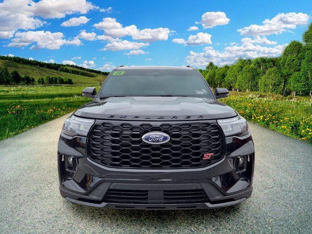 Used 2026 Ford Explorer ST w/ Sun And Sound Package RWD image 8