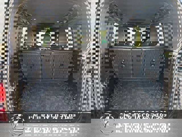 Used 2023 Land Rover Defender 110 S image 19