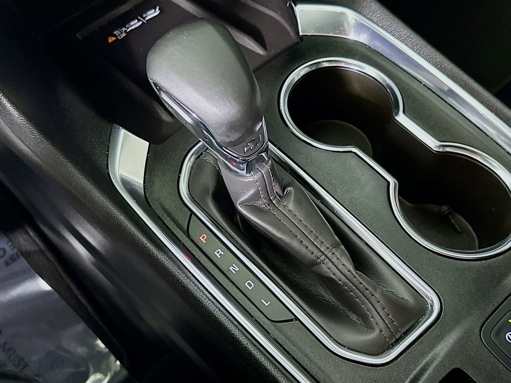 Used 2023 Chevrolet Traverse High Country image 34