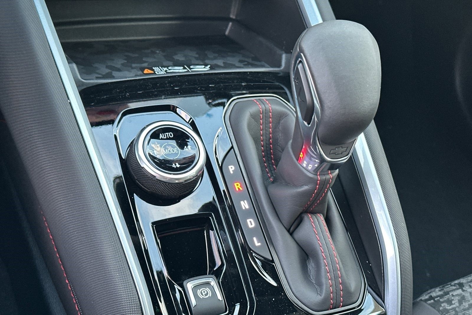 New 2025 Chevrolet Colorado Z71 w/ Midnight Edition image 23