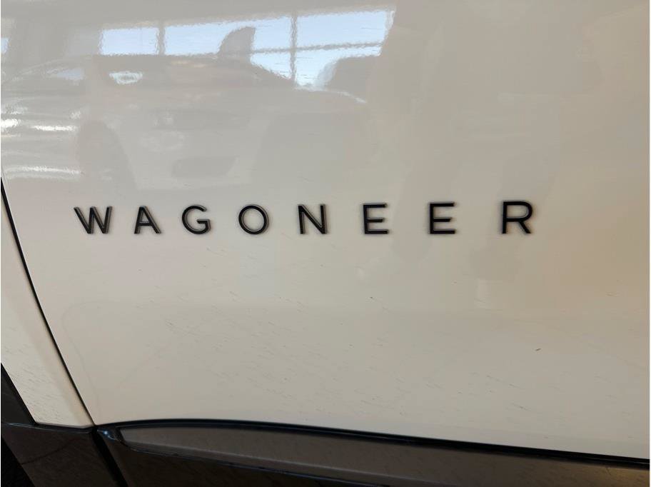 Used 2025 Jeep Wagoneer S Launch Edition AWD/4WD image 24