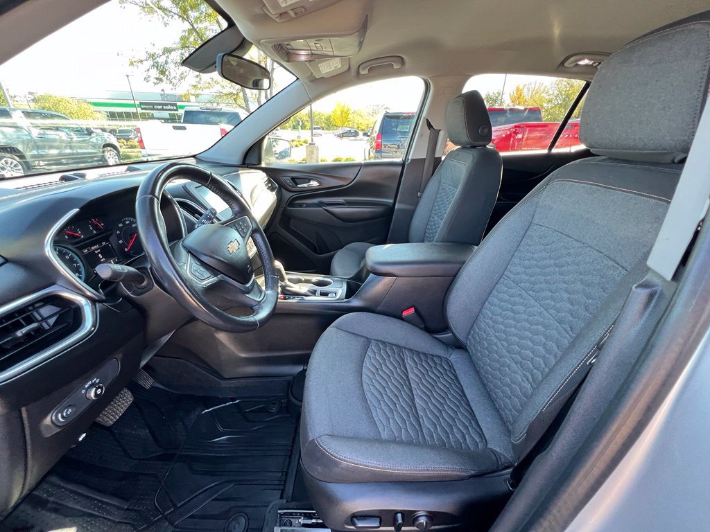 Used 2018 Chevrolet Equinox LT FWD image 18