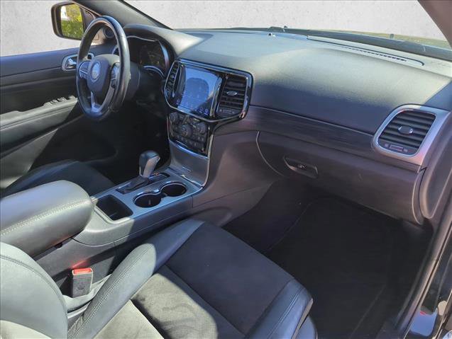 Used 2020 Jeep Grand Cherokee Altitude image 25