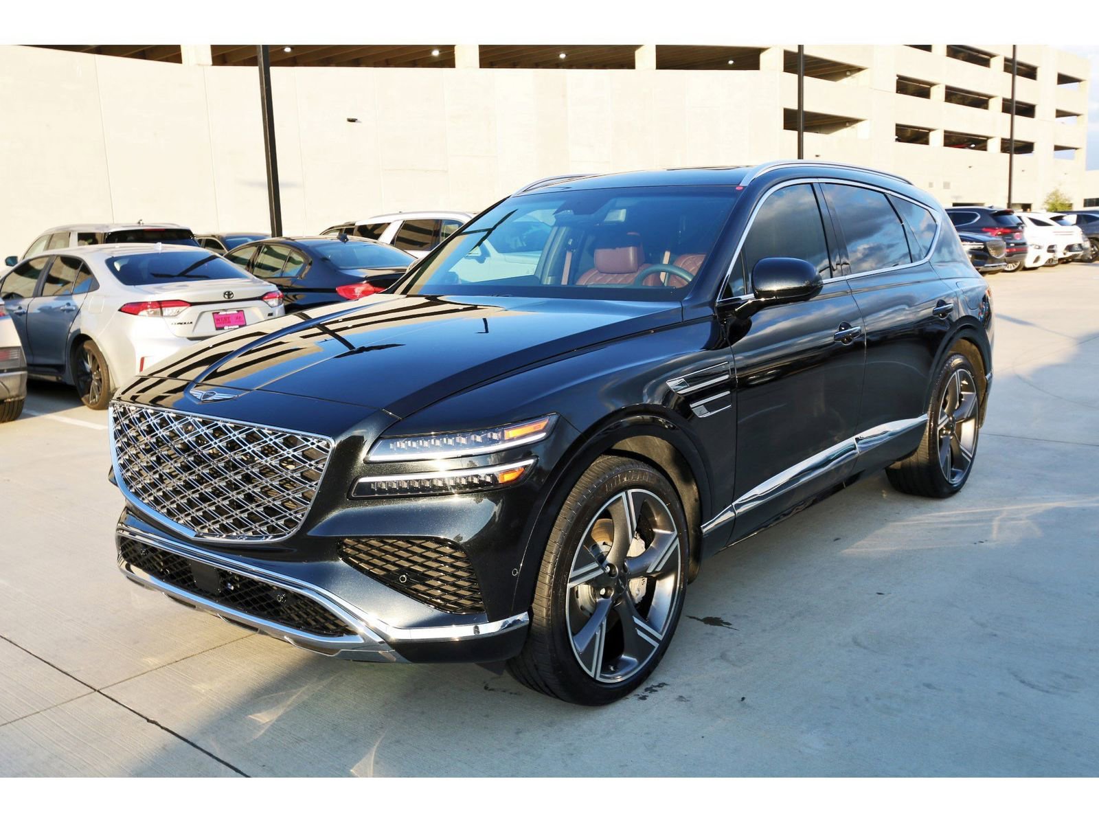 Used 2025 Genesis GV80 3.5T Prestige image 3