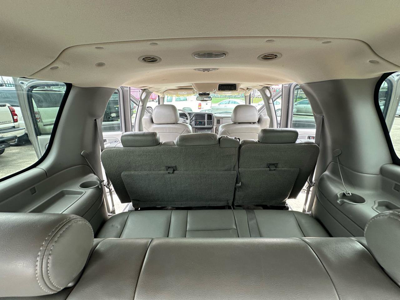 Used 2005 GMC Yukon XL Denali AWD/4WD image 25