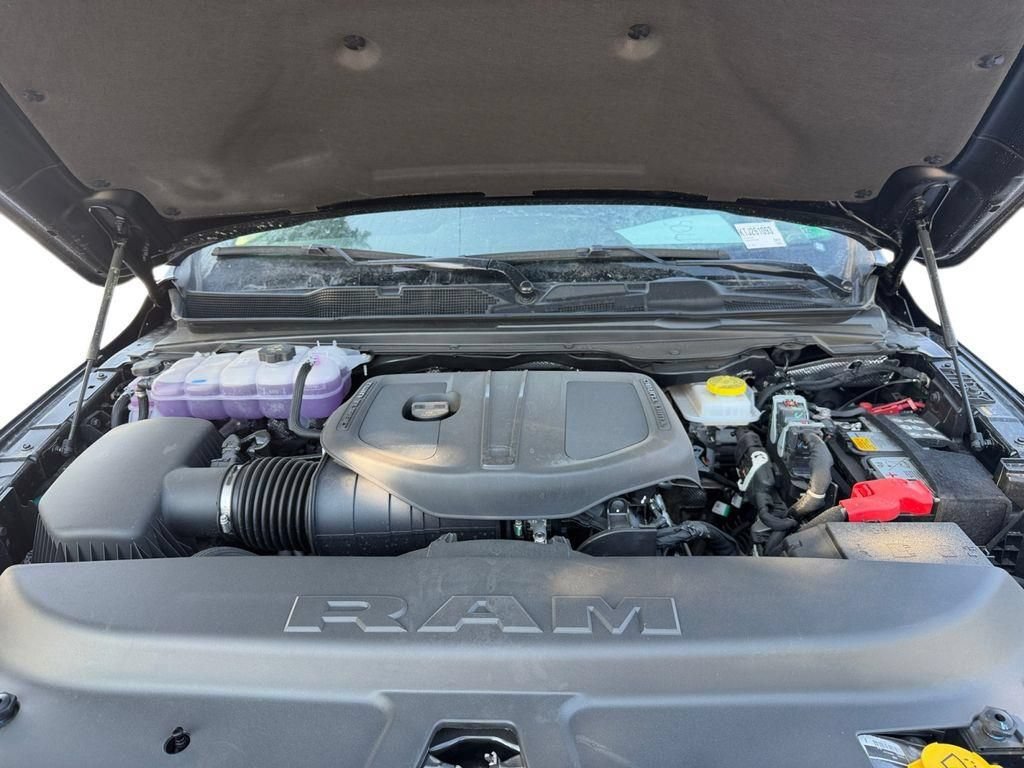 New 2026 RAM 1500 Big Horn AWD/4WD image 29
