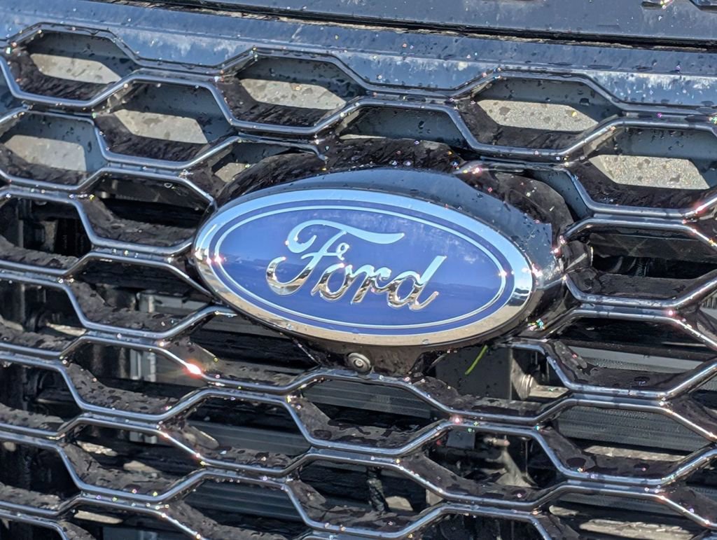 New 2026 Ford Explorer ST w/ Sun And Sound Package image 13