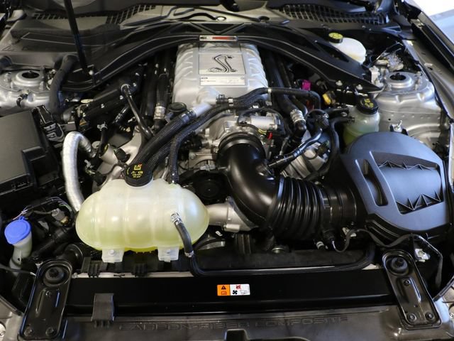 Used 2022 Ford Mustang Shelby GT500 w/ Carbon Fiber Track Pack RWD image 28