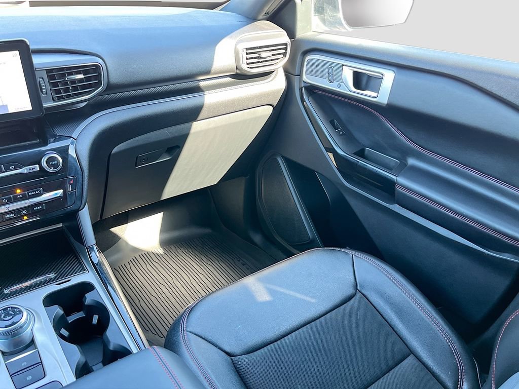 Used 2022 Ford Explorer ST-Line image 24