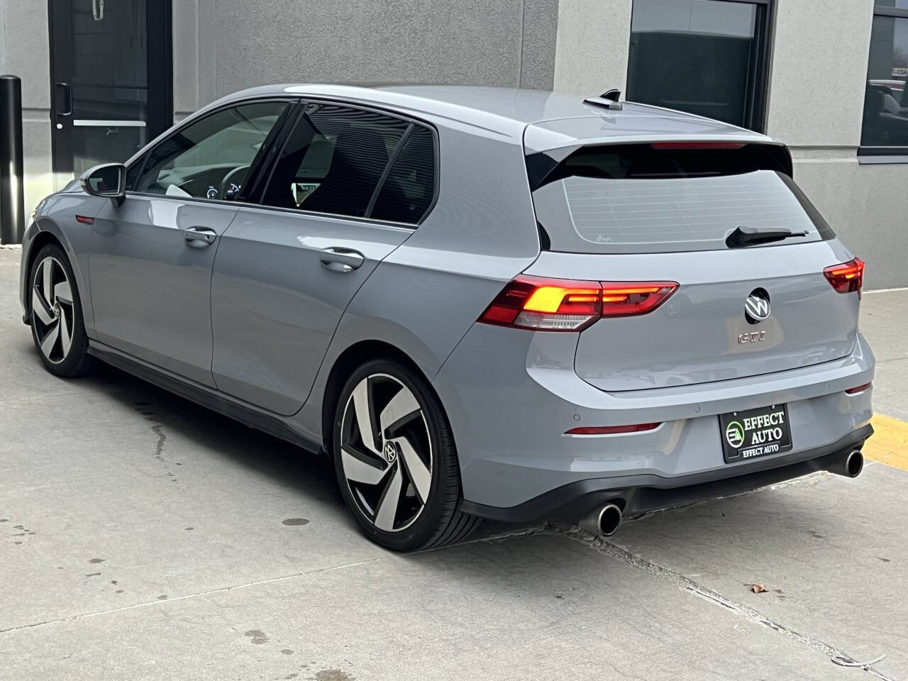 Used 2023 Volkswagen GTI SE image 8
