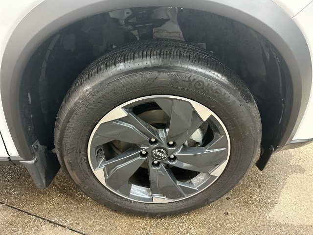 Used 2026 Nissan Rogue SV AWD/4WD image 56