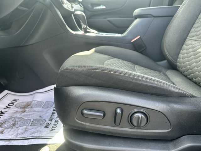 Used 2019 Chevrolet Equinox LT AWD/4WD image 18